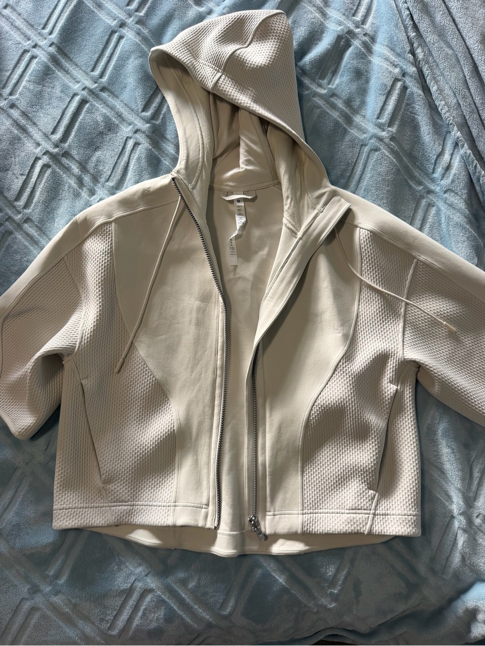 lululemon athletica Cropped Hooded Bomber Jacket in Light Cream